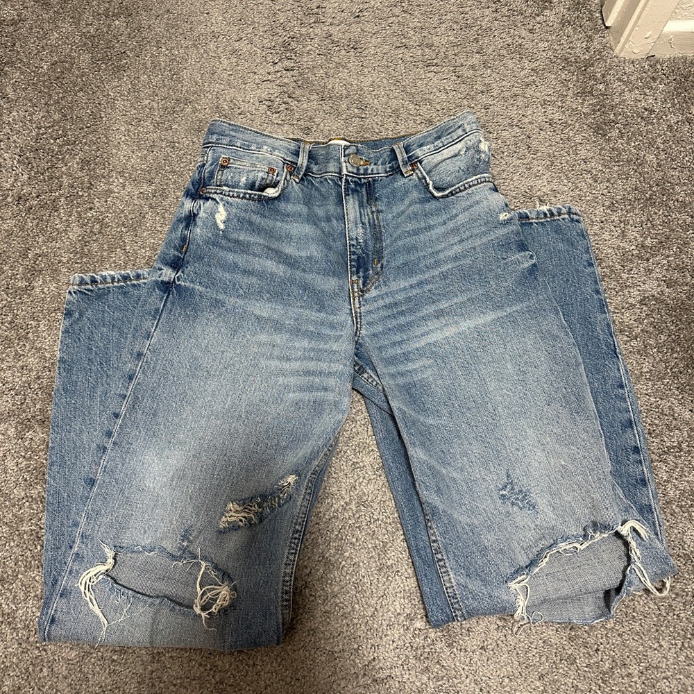 Zara Wonen's Blue Jeans